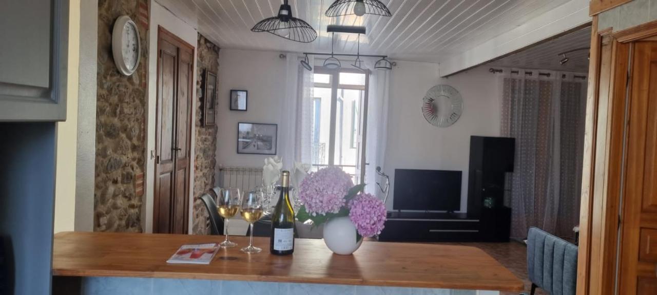 Maison De Ville Avec Garage Prades  Extérieur photo
